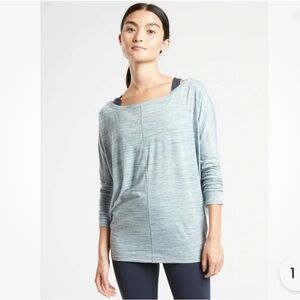 Athleta Heathered Grey Essence Flow Top
